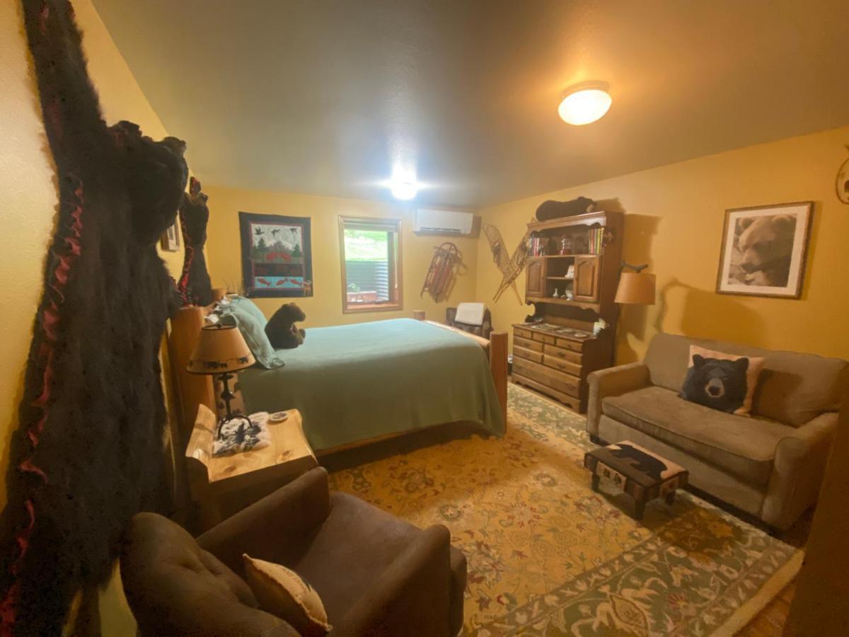 Two Bears Inn Bed & Breakfast Red Lodge Extérieur photo