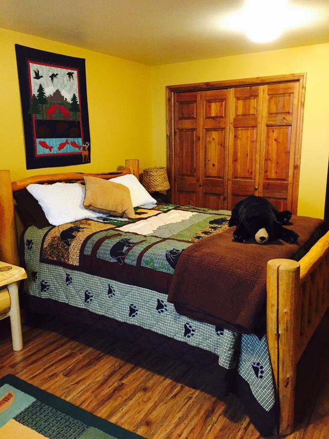 Two Bears Inn Bed & Breakfast Red Lodge Extérieur photo