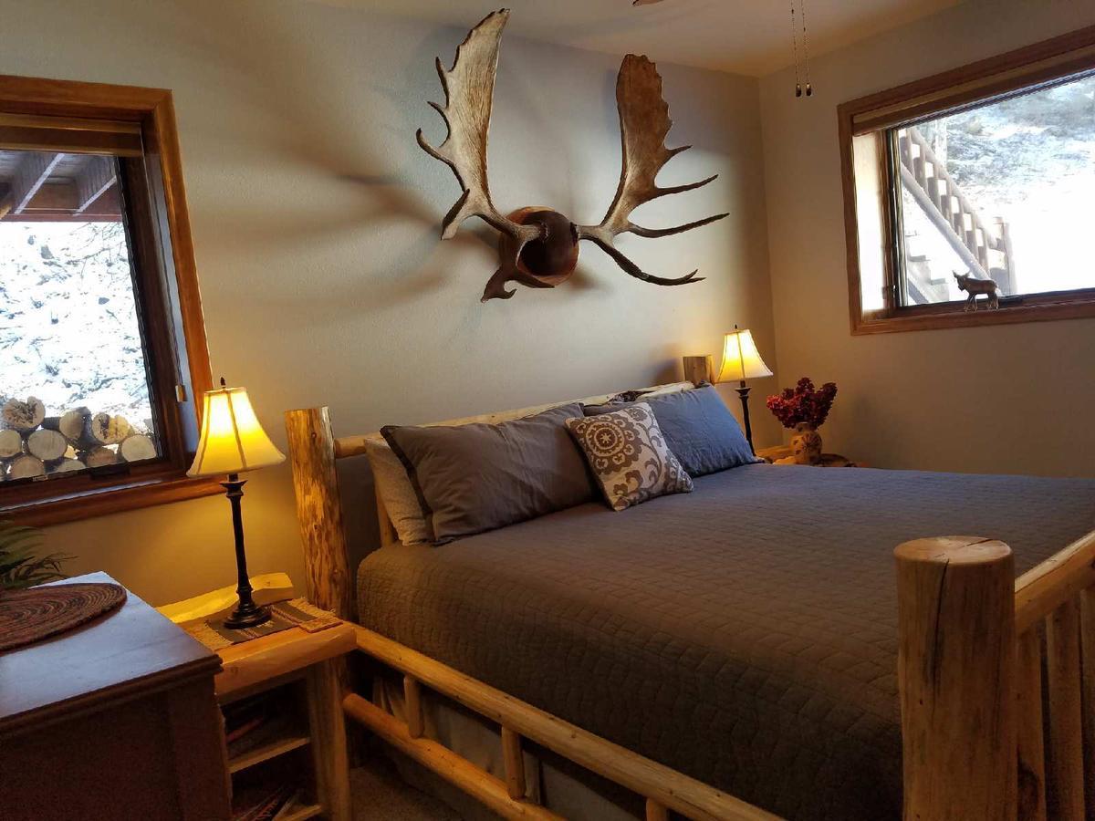Two Bears Inn Bed & Breakfast Red Lodge Extérieur photo