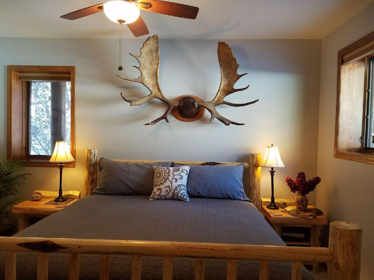 Two Bears Inn Bed & Breakfast Red Lodge Extérieur photo